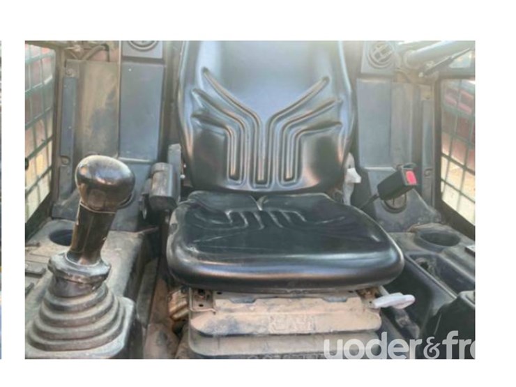 2022-takeuchi-tl12v2-image-16