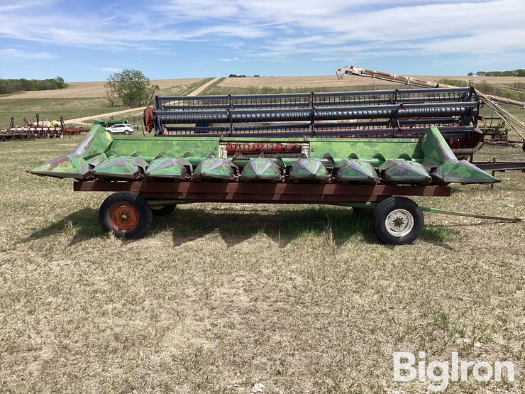 john-deere-843-image-2