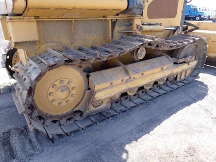 2005-deere-450j-lt-image-42