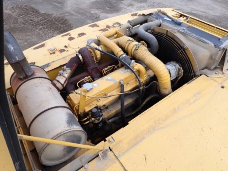 2001-deere-270-lc-image-48