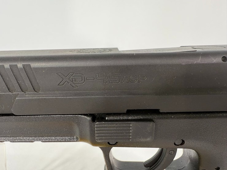 #45-•-springfield-army-xd-45acp-pistol-xd708206-image-15