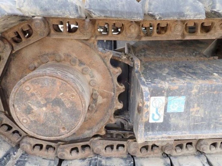 2022-deere-75g-image-52