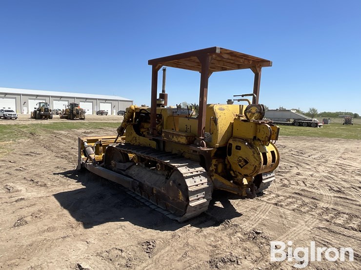 caterpillar-d6b-image-7