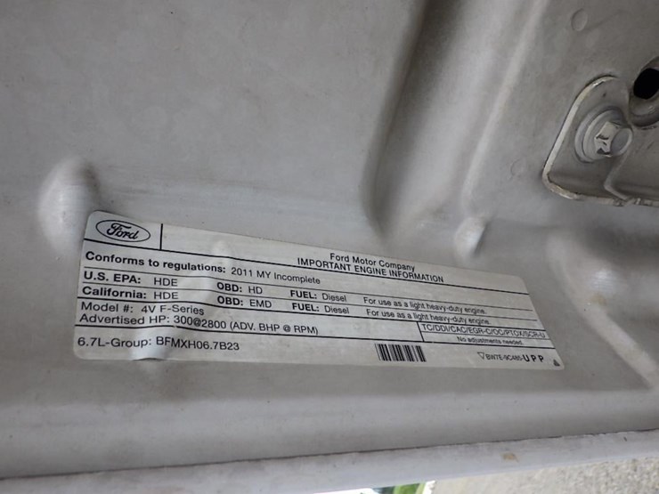 2011-ford-f550-image-17