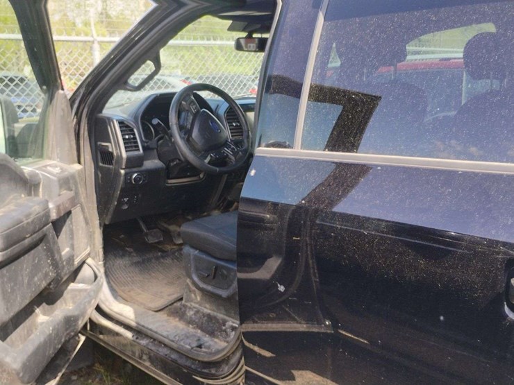 2020-ford-f150-image-13