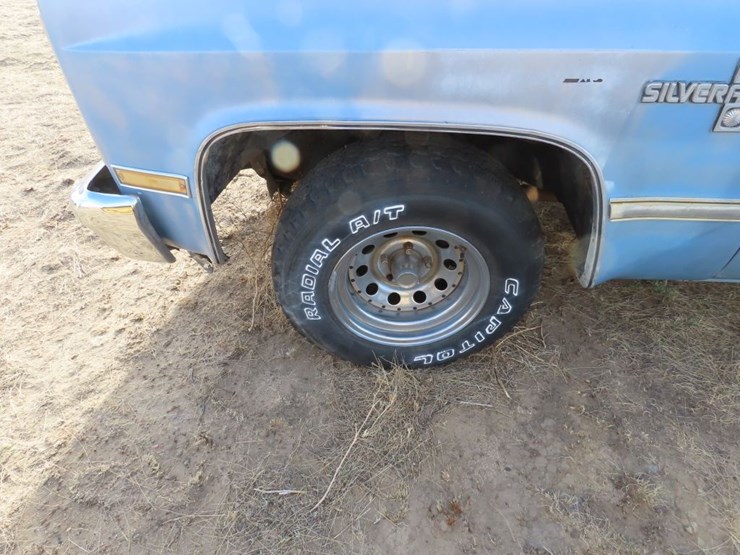 1986-chevrolet-silverado-1/2-ton-short-box-pickup-image-4
