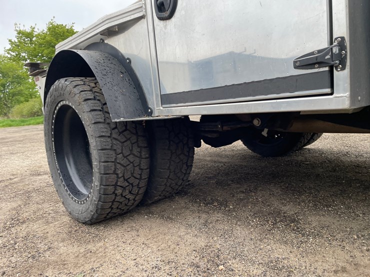 2019-dodge-ram-3500-image-28