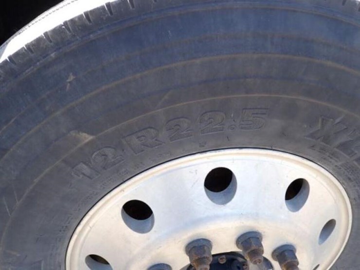 2019-kenworth-t880-image-37