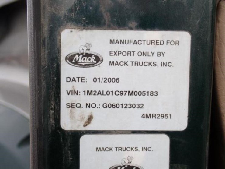 inoperable-2007-supervac-2000-on-2007-mack-ct713-1-image-12
