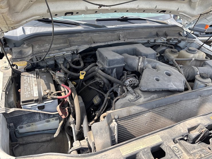 #43-•-2012-ford-3/4-ton-service-body-truck-image-15