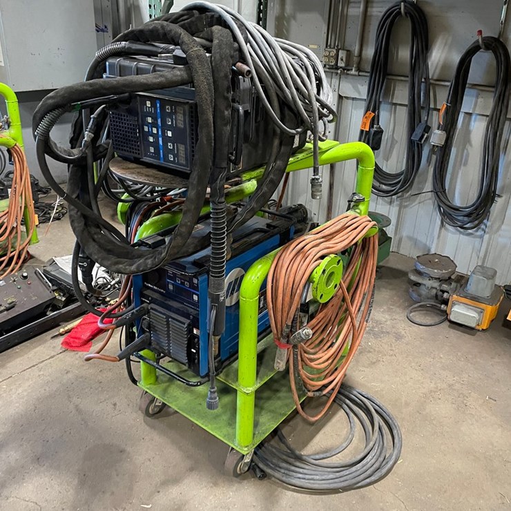 #4534 • Miller PipeWorx 350 Field Pro Welder with Wire Feeder
