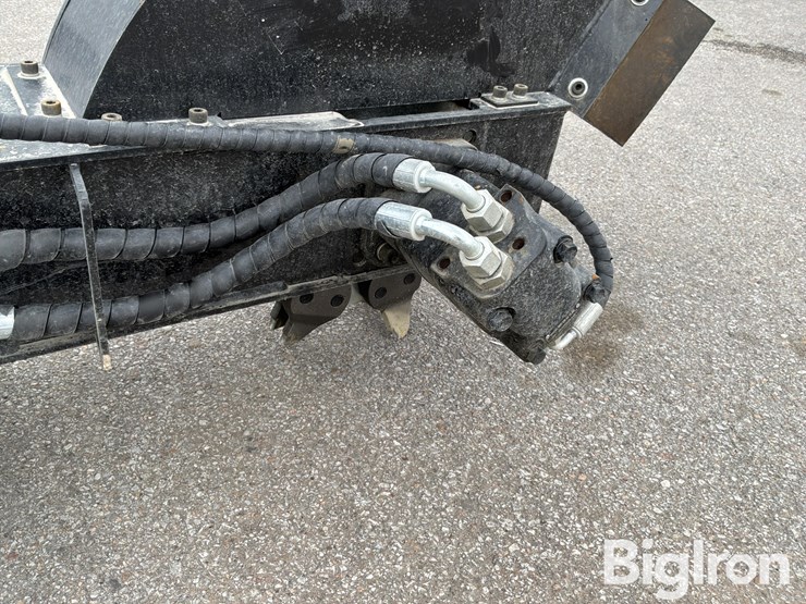 2026-massey-ferguson-730-image-18