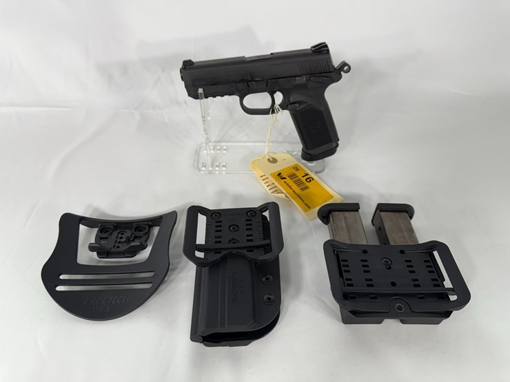#16-•-fnh-fwp-45-45acp-pistol-61dmp10518-image-2