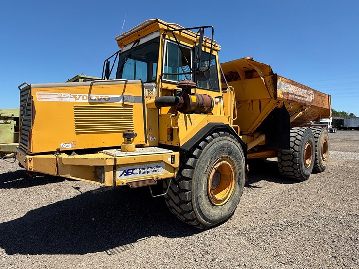 volvo-a25c-image-1