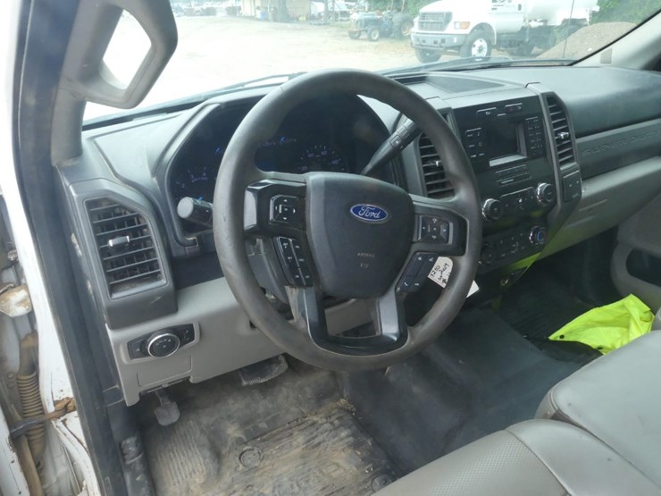 2019-ford-f250-image-10