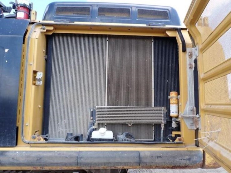 2016-caterpillar-336el-image-63