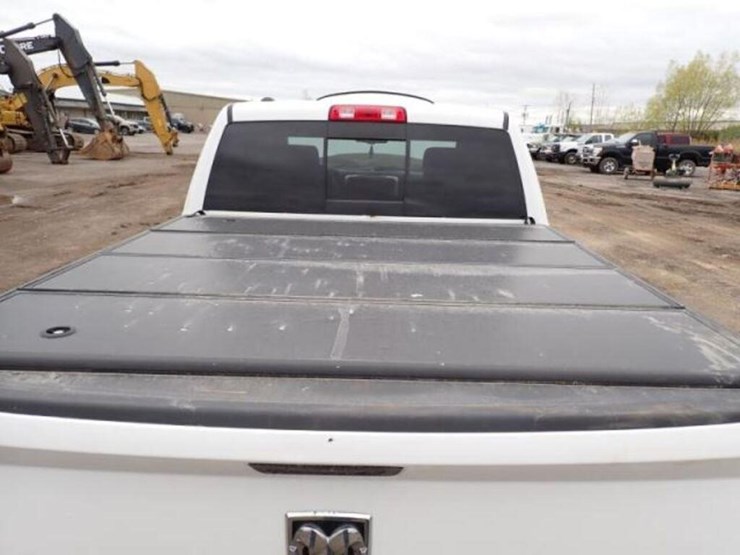 2017-dodge-ram-1500-image-42