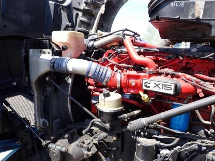 2019-kenworth-t880-image-26