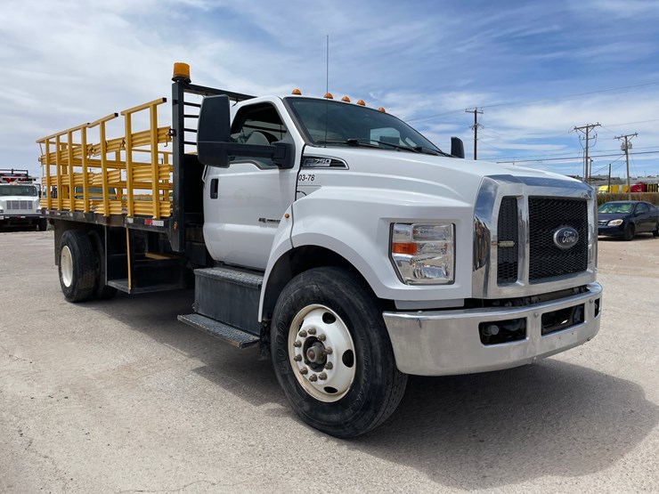 2019-ford-f750-image-3
