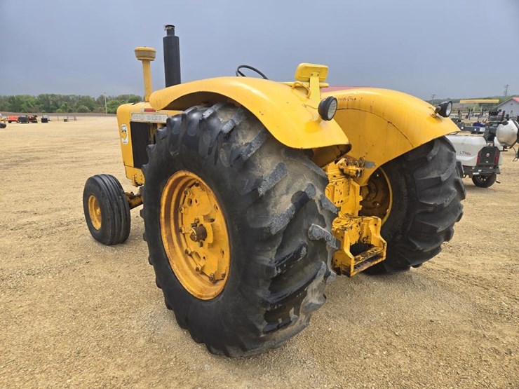 1967-john-deere-700-image-9