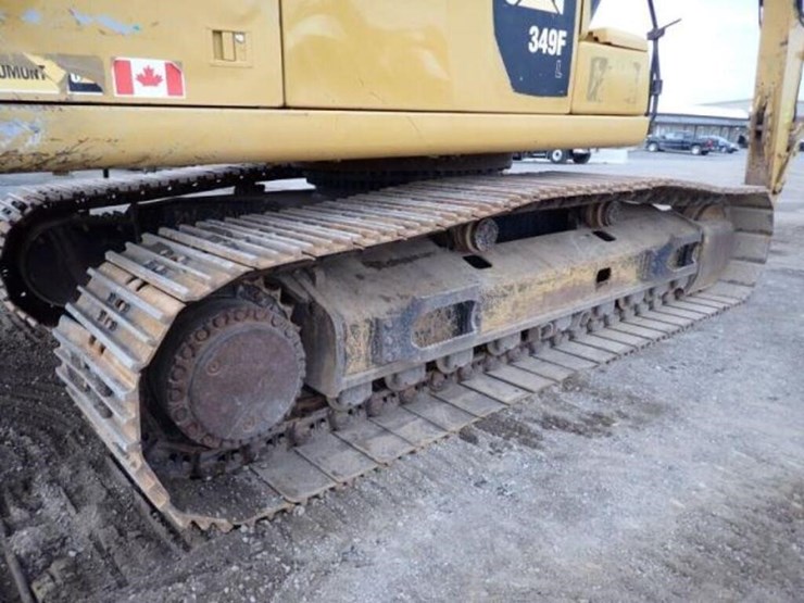 2015-caterpillar-349fl-image-44