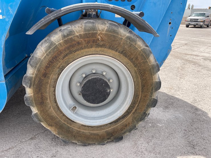 2019-genie-gth1256-image-10