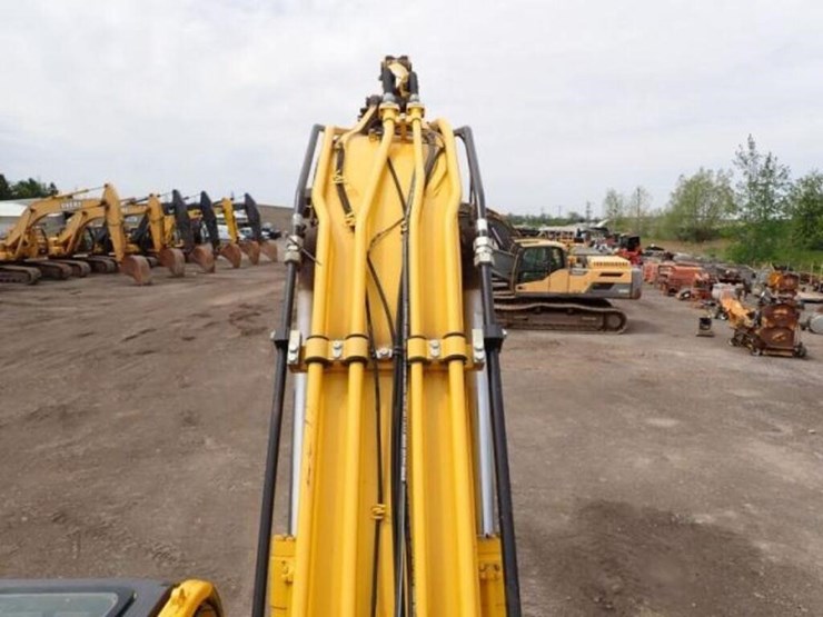 2022-komatsu-pc210-lc-11-image-74