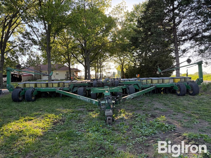 john-deere-1780-image-2