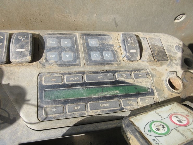2010-doosan-dx140-lc-image-11