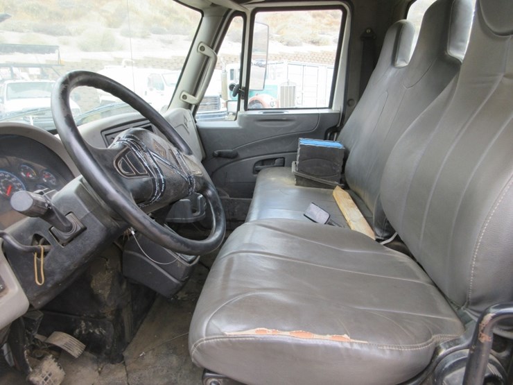 2012-international-4300-image-7