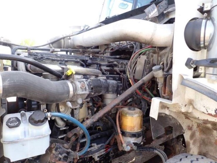 2013-western-star-4900sb-image-27