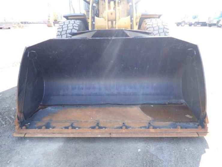 2023-caterpillar-926m-image-29
