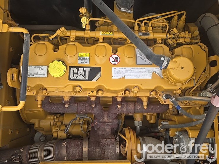 2019-caterpillar-336-image-48