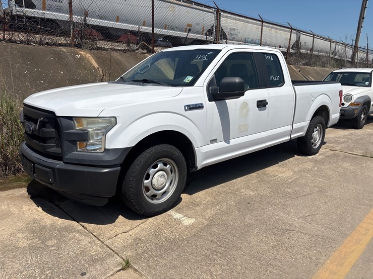 2016-ford-f150-image-1