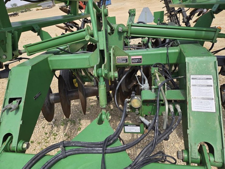 john-deere-637-image-4