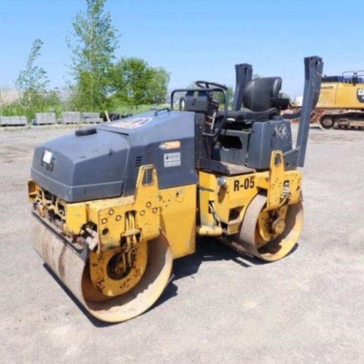 2005 AMMANN AV26