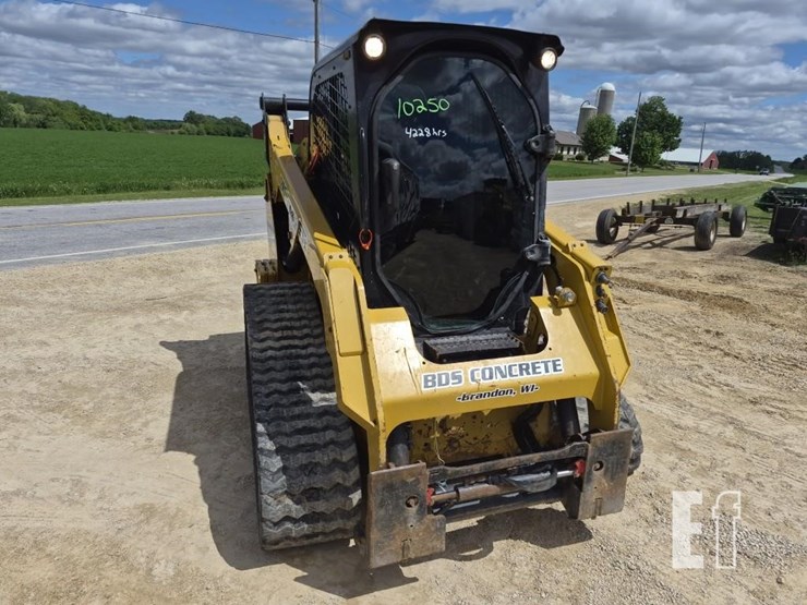 2014-caterpillar-259d-image-7