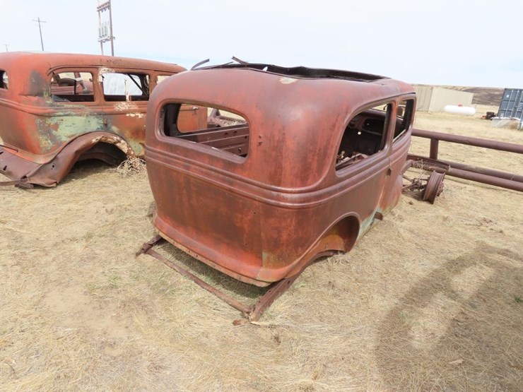 1934-ford-sedans-for-project-or-parts-image-5