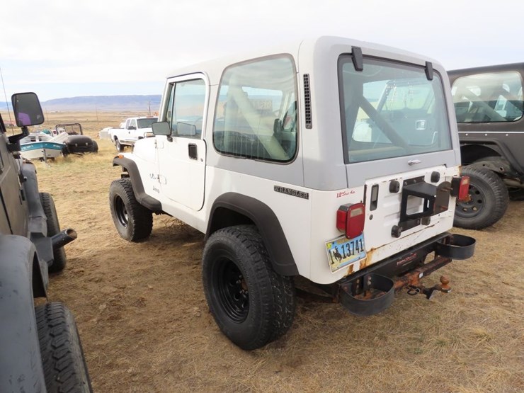 1988-jeep-wrangler-image-5