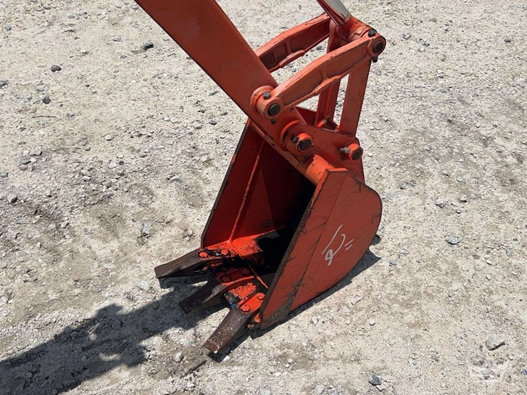 kubota-l3901d-image-10