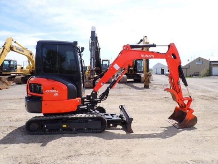 2022-kubota-kx033-4-image-4