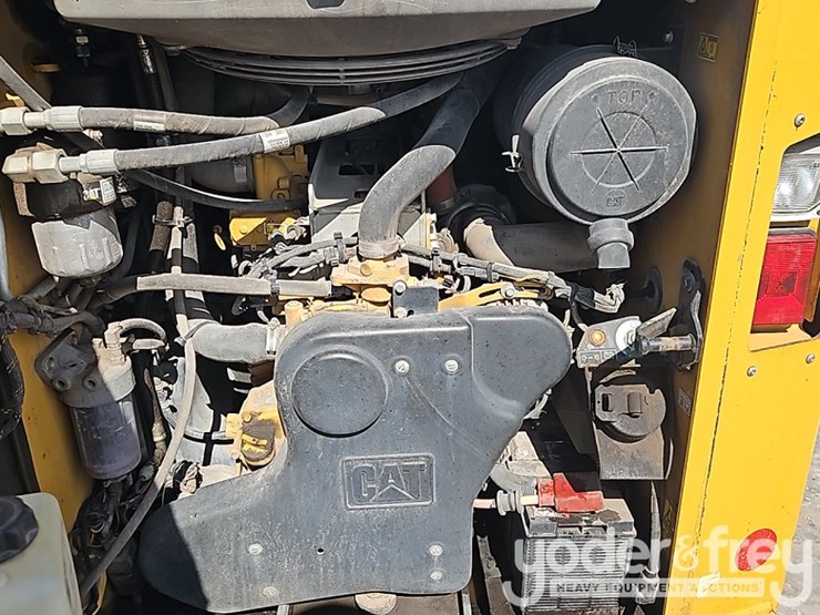 caterpillar-299d2-image-24