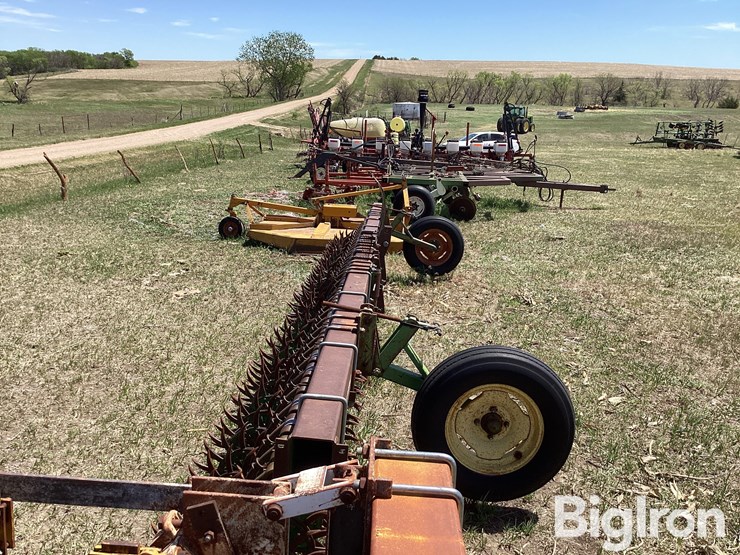john-deere-400-image-4