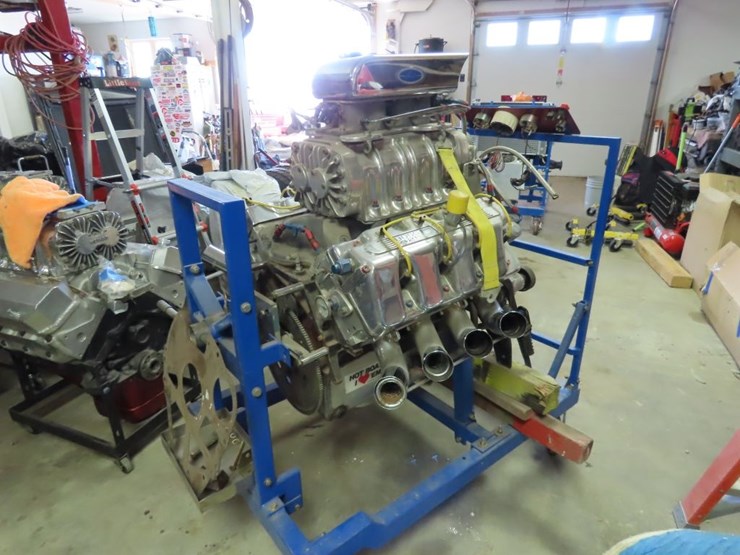 modified-ford-boss-429-motor-image-1