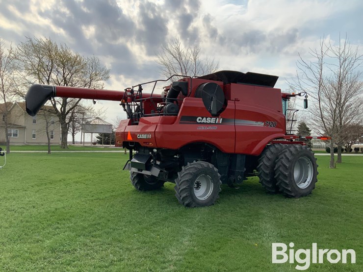 2012-case-ih-7120-image-5