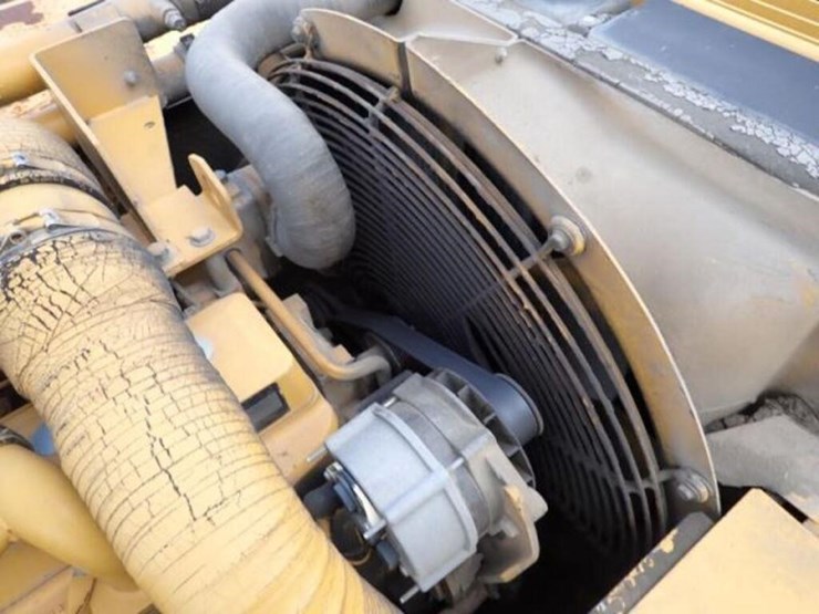 2001-deere-270-lc-image-51