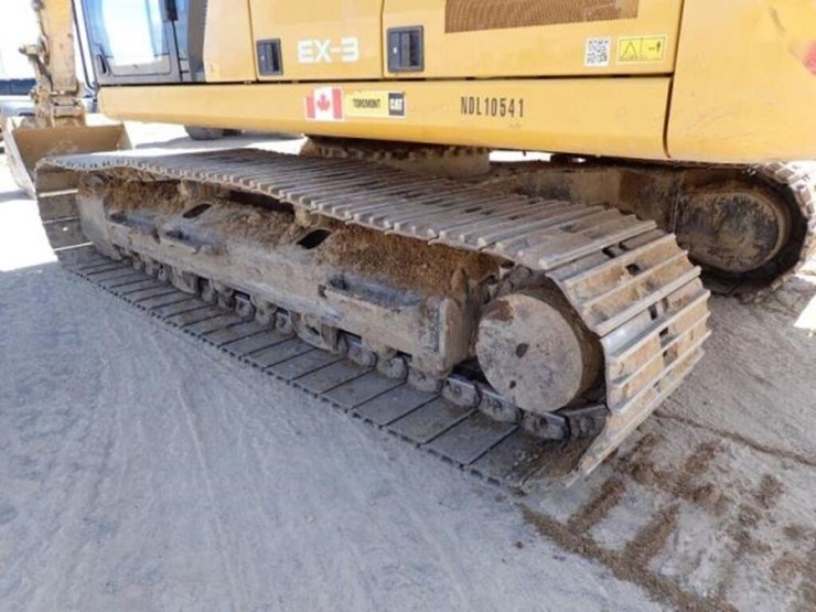 2021-caterpillar-323-image-39