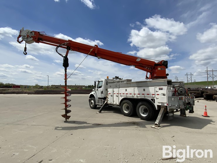 2014-freightliner-m2-106-image-7