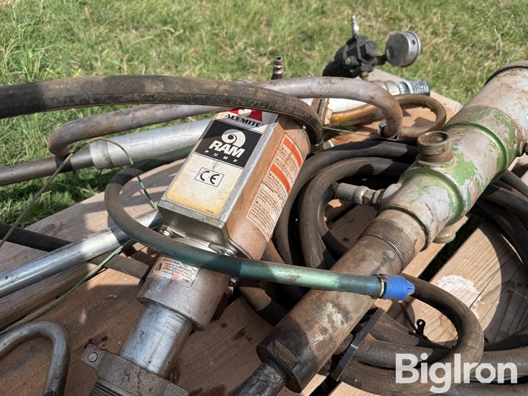 pneumatic-transfer-pumps-image-13