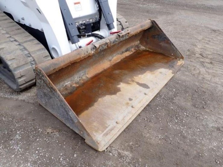2021-bobcat-t870-image-26